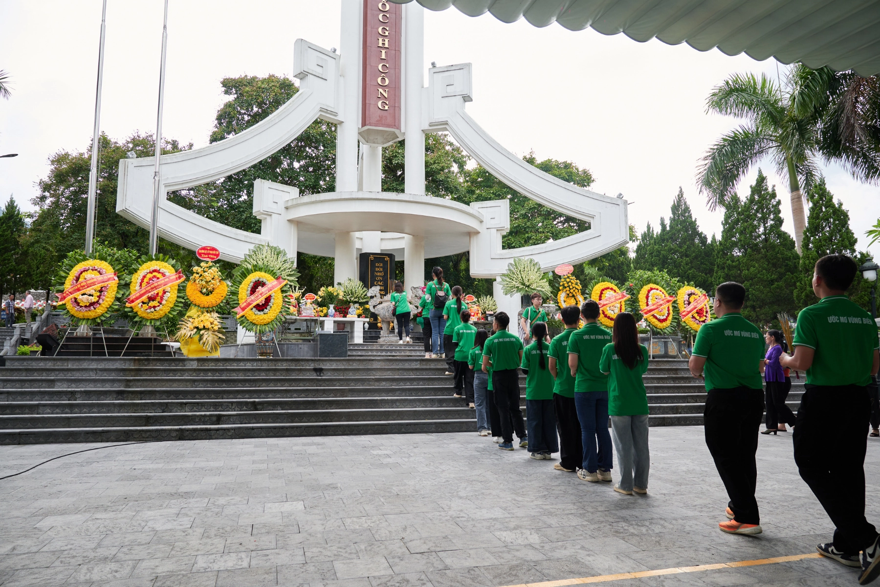 Tưởng niệm tri ân liệt sĩ